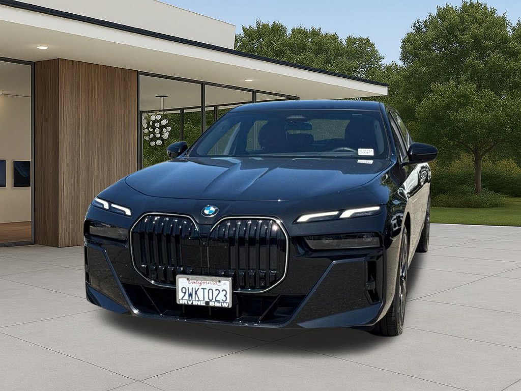 Used 2026 BMW 740i w/ Premium Package RWD image 3