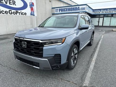 New 2026 Honda Pilot Elite image 3