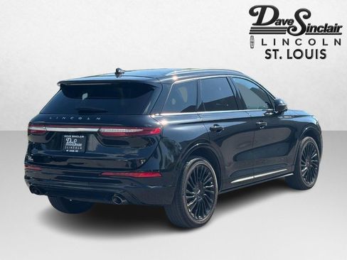 Certified 2022 Lincoln Corsair Reserve w/ Equipment Group 201A AWD/4WD image 3