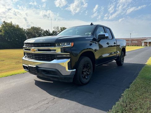 Used 2020 Chevrolet Silverado 1500 LT w/ Trailering Package AWD/4WD image 5