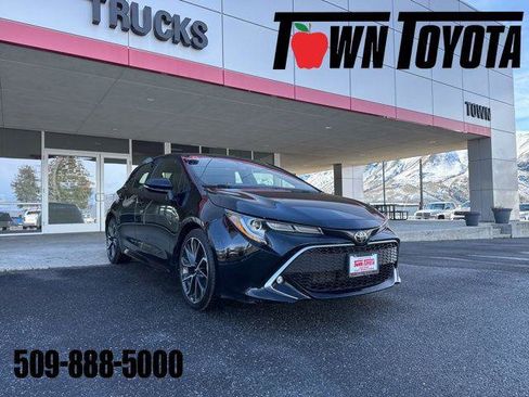 Certified 2021 Toyota Corolla XSE w/ XSE Preferred Package image 1