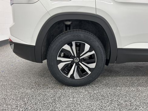 New 2026 Volkswagen Atlas Cross Sport SE AWD/4WD image 44