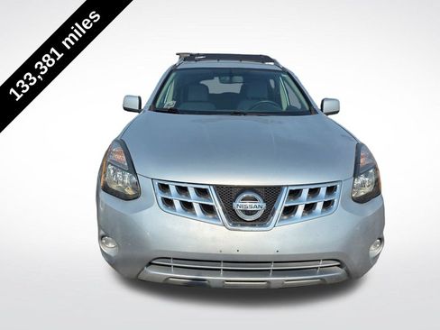 Used 2013 Nissan Rogue SV FWD image 2