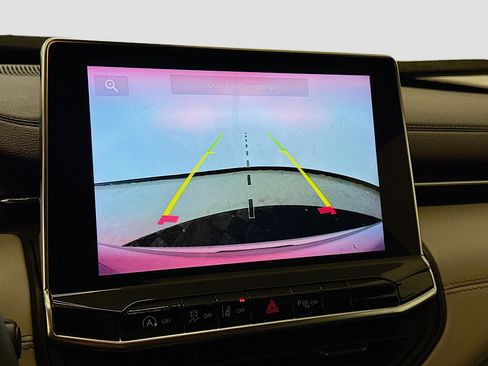 Used 2025 Jeep Compass Limited image 22