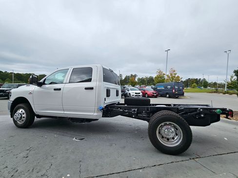 New 2026 RAM 3500 Tradesman w/ Chrome Appearance Group image 5