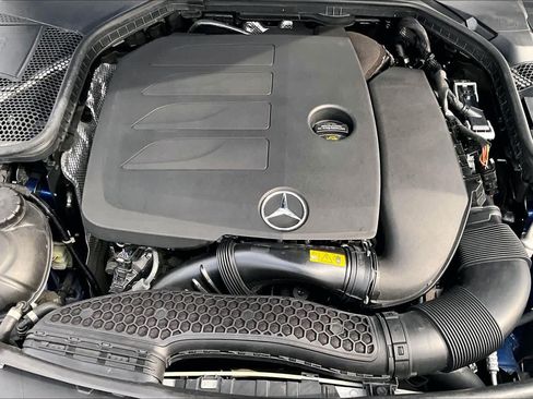 Used 2023 Mercedes-Benz C 300 Coupe image 33