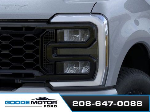 New 2026 Ford F350 Lariat w/ Black Appearance Package image 18
