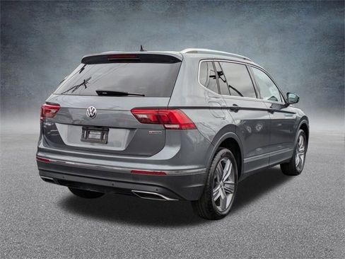 Used 2021 Volkswagen Tiguan SEL image 4