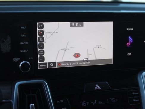 Used 2023 Kia Sorento EX image 14