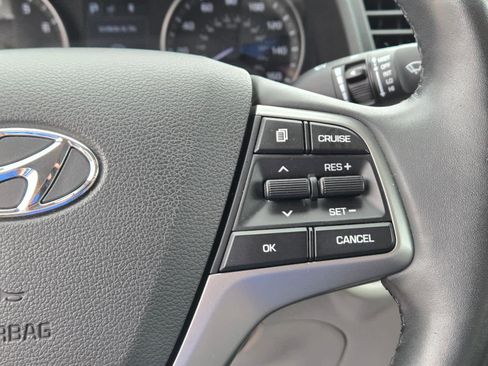 Used 2017 Hyundai Elantra SE w/ SE A/T Tech Package 03 FWD image 21