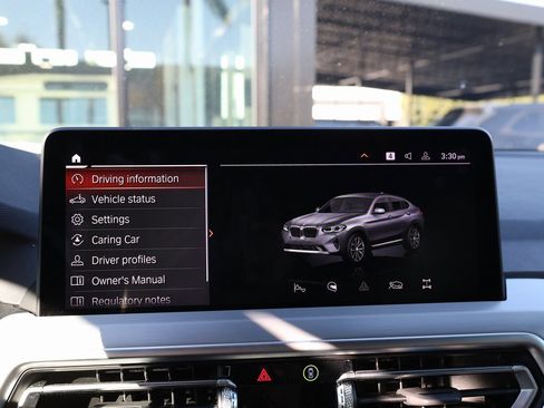 Used 2025 BMW X4 xDrive30i image 35