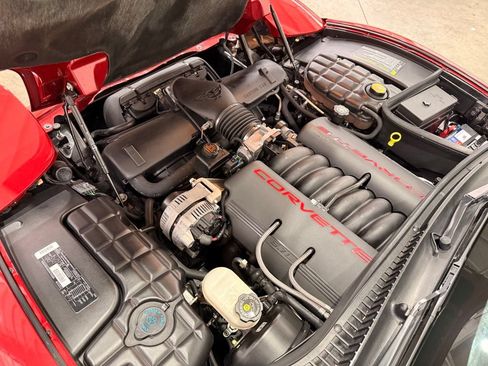 Used 1998 Chevrolet Corvette Convertible w/ Memory Pkg RWD image 6