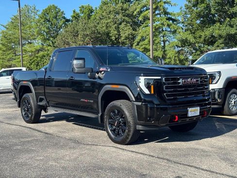 Certified 2025 GMC Sierra 3500 AT4 w/ AT4 Premium Plus Package AWD/4WD image 2