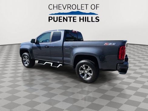 Used 2017 Chevrolet Colorado Z71 RWD image 6
