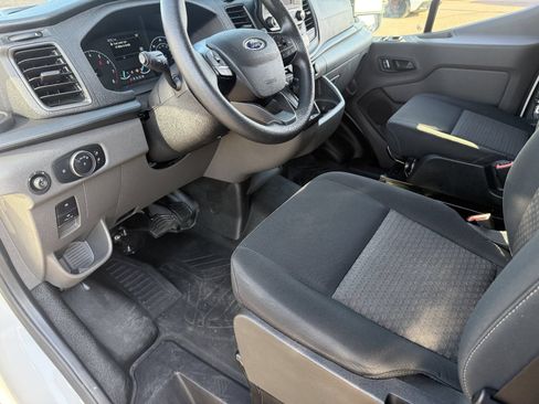 Used 2025 Ford Transit 250 Low Roof w/ Exterior Upgrade Package RWD image 19