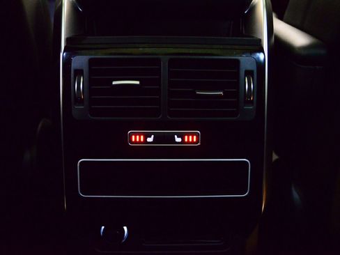 Used 2016 Land Rover Range Rover Sport HSE image 24