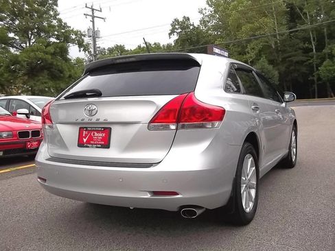 Used 2011 Toyota Venza w/ Convenience Pkg FWD image 3