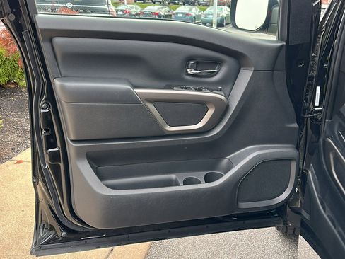 Certified 2024 Nissan Titan SV w/ SV Bronze Edition Package image 14