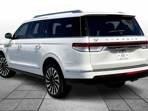 New 2024 Lincoln Navigator L Black Label image 3