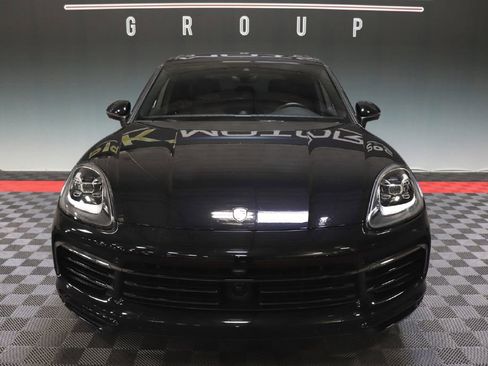 Used 2019 Porsche Cayenne S image 11