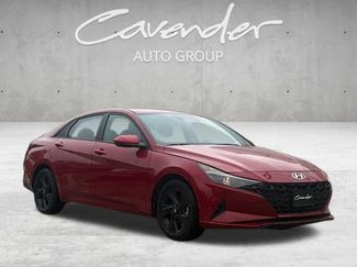 Used 2023 Hyundai Elantra SEL FWD video 2
