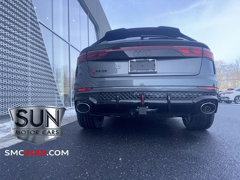 New 2025 Audi RS Q8 performance image 16