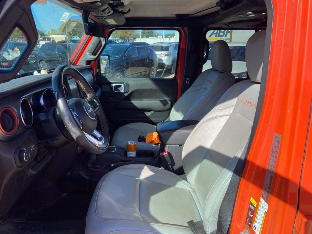 Used 2023 Jeep Gladiator Mojave w/ LED Lighting Group AWD/4WD image 62