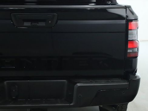 Certified 2024 Nissan Frontier SV w/ Hardbody Edition image 40