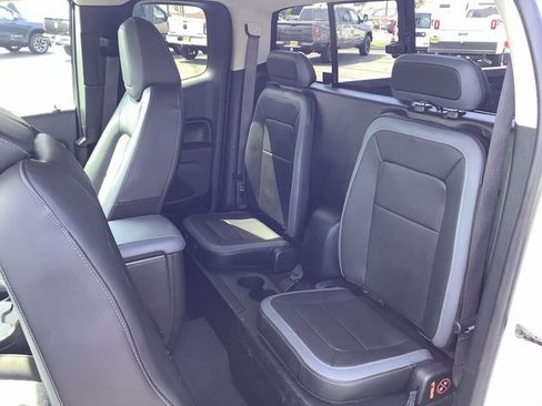 Used 2019 Chevrolet Colorado Z71 image 24