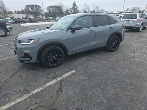 Certified 2024 Honda HR-V Sport image 3