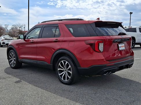 Used 2020 Ford Explorer ST image 4