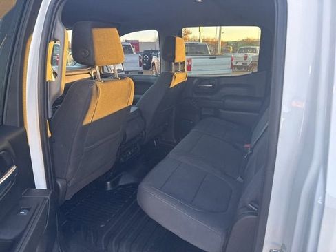 Used 2020 Chevrolet Silverado 1500 LT w/ Convenience Package image 10