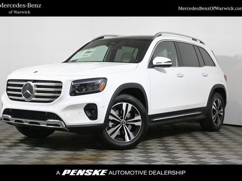 New 2026 Mercedes-Benz GLB 250 4MATIC image 1