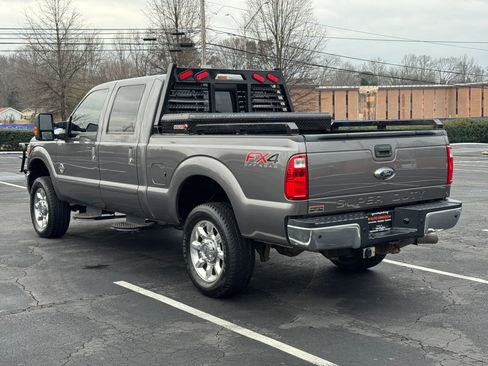Used 2014 Ford F250 Lariat w/ Lariat Ultimate Package AWD/4WD image 8