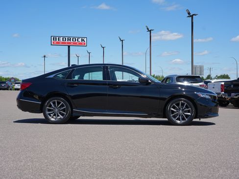 Used 2021 Honda Accord EX-L image 2