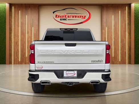 Used 2023 Chevrolet Silverado 1500 High Country w/ Technology Package AWD/4WD image 6