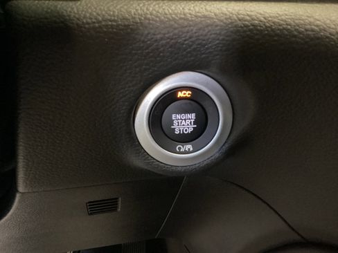New 2026 Chrysler Pacifica Limited AWD/4WD image 27