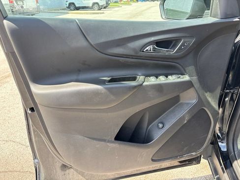Used 2024 Chevrolet Equinox LT w/ LPO, Floor Liner Package FWD image 8