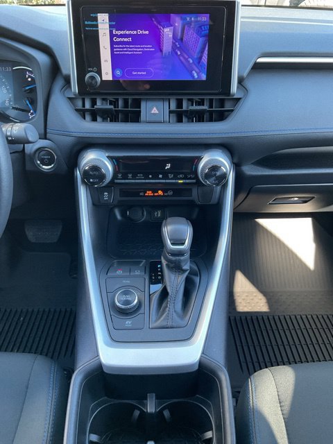 Used 2025 Toyota RAV4 SE AWD/4WD image 22
