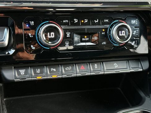 Certified 2024 GMC Sierra 2500 AT4 w/ AT4 Preferred Package image 20