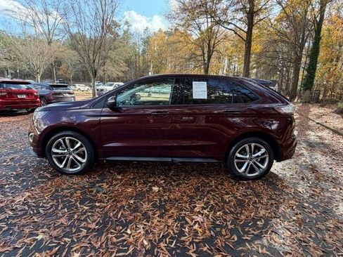 Certified 2018 Ford Edge Sport image 3