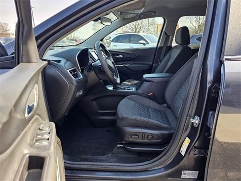Used 2022 Chevrolet Equinox LT image 19