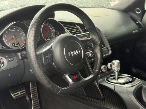 Used 2014 Audi R8 V8 AWD/4WD image 28