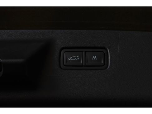 Certified 2025 Hyundai Santa Fe Limited image 40