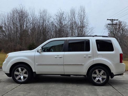 Used 2015 Honda Pilot Touring image 10
