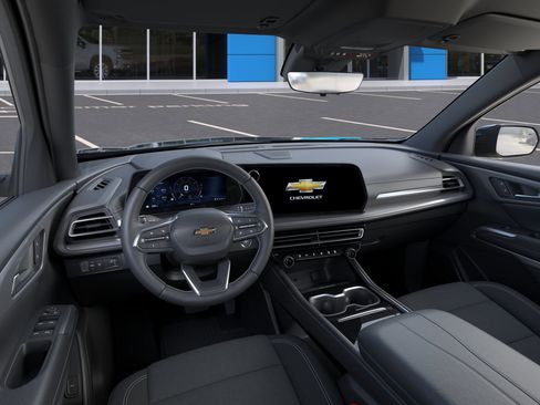 New 2026 Chevrolet Traverse LT w/ Midnight/Sport Edition FWD image 15