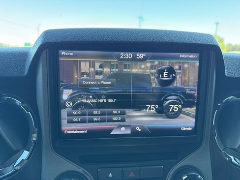 Used 2013 Ford F250 Lariat w/ FX4 Off Road Pkg image 18