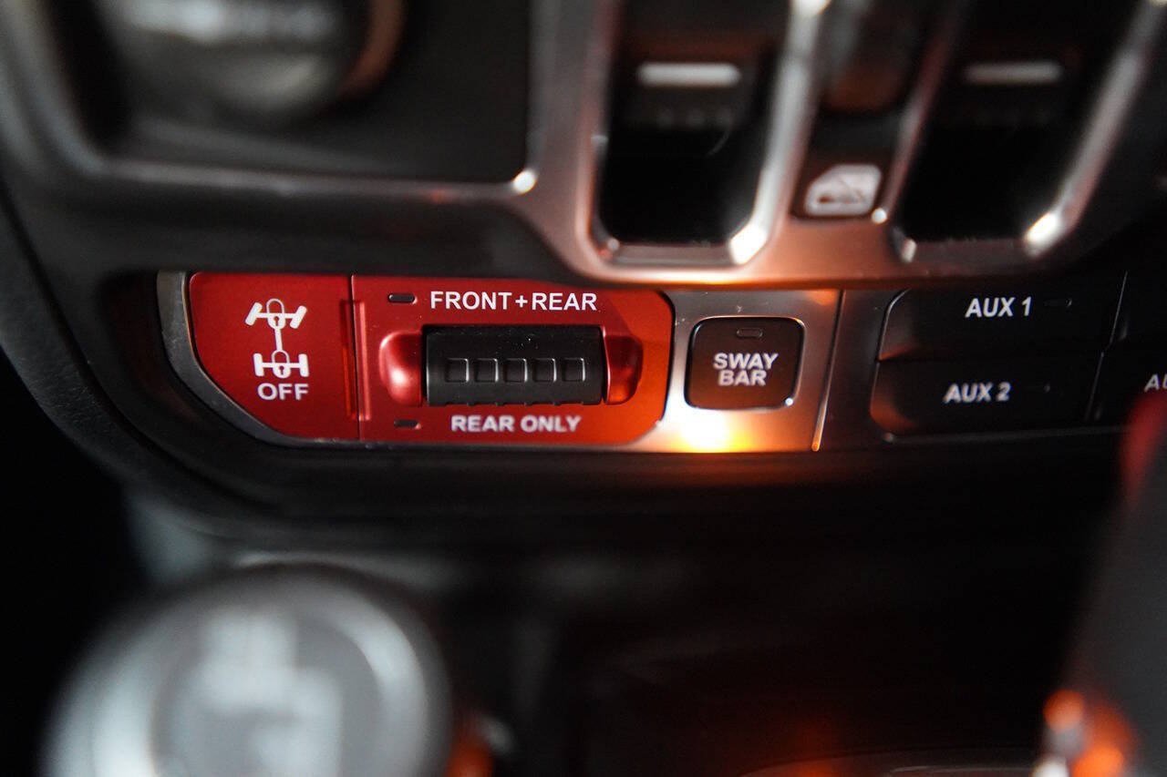 Used 2018 Jeep Wrangler Unlimited Rubicon AWD/4WD image 85
