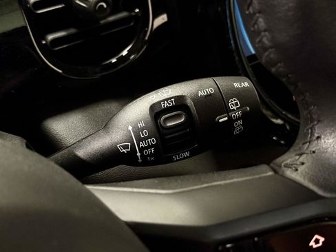 Used 2024 MINI Cooper SE FWD image 23