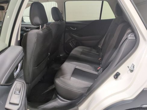 Used 2024 Subaru Outback Premium AWD/4WD image 14
